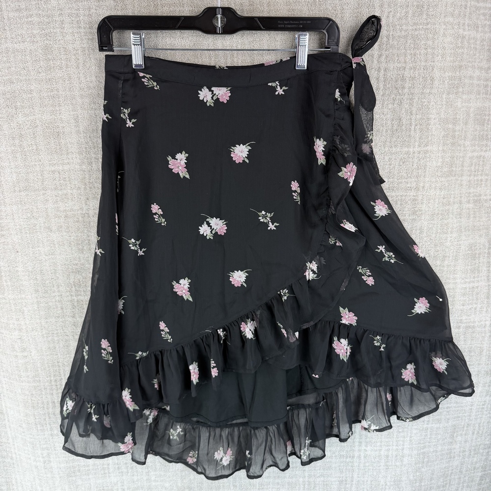 Abercrombie & Fitch Skirt Womens M Black Short Wrap Hawaiian Floral Ruffle Tie